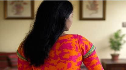 Married Woman and Child Allegedly Abducted: Accused Flees with Jewellery, Case Registered