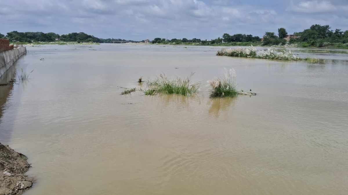 muzaffarpur flood alert bagmati and budhi gandak rivers on rise administration on high alert