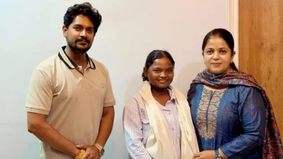 Song That Girl singer Param honored by MLA Amandeep Kaur Arora and Malvika Sood