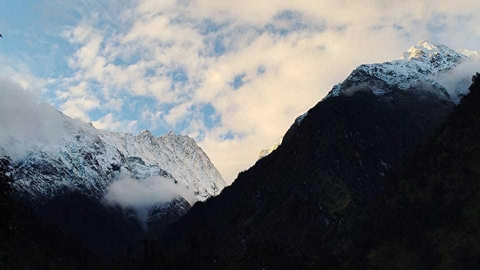 Pindari Glacier receives first snowfall of the season