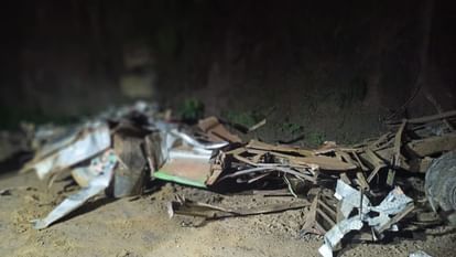 Accident in Bilaspur of Himachal during heavy rains Rocks fell on bus from a mountain many dead one missing