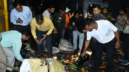 UP: Massive explosion in Mishri Bazaar in Kanpur, eight people injured