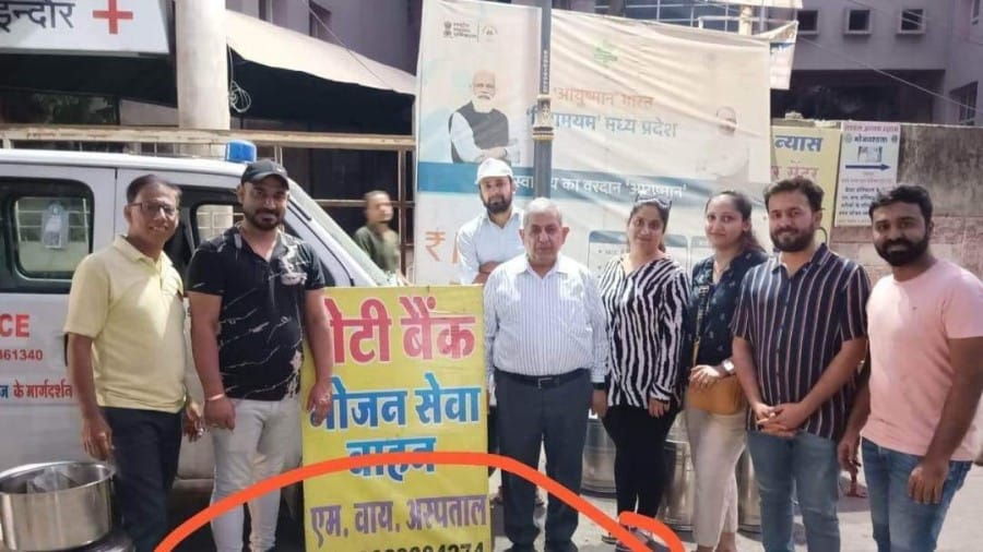 Indore News Free food distribution banned in MY Hospital after deaths of two children from rat bites