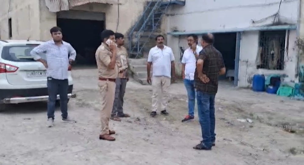 Bihar Crime: Rs 2 lakh and laptop looted from CSP operator in Kaimur news in hindi