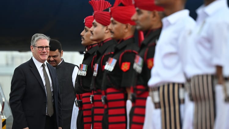 UK PM in Mumbai LIVE: मुंबई पहुंचे ब्रिटेन के पीएम किएर स्टार्मर, मोदी के साथ विजन 2035 पर करेंगे वार्ता