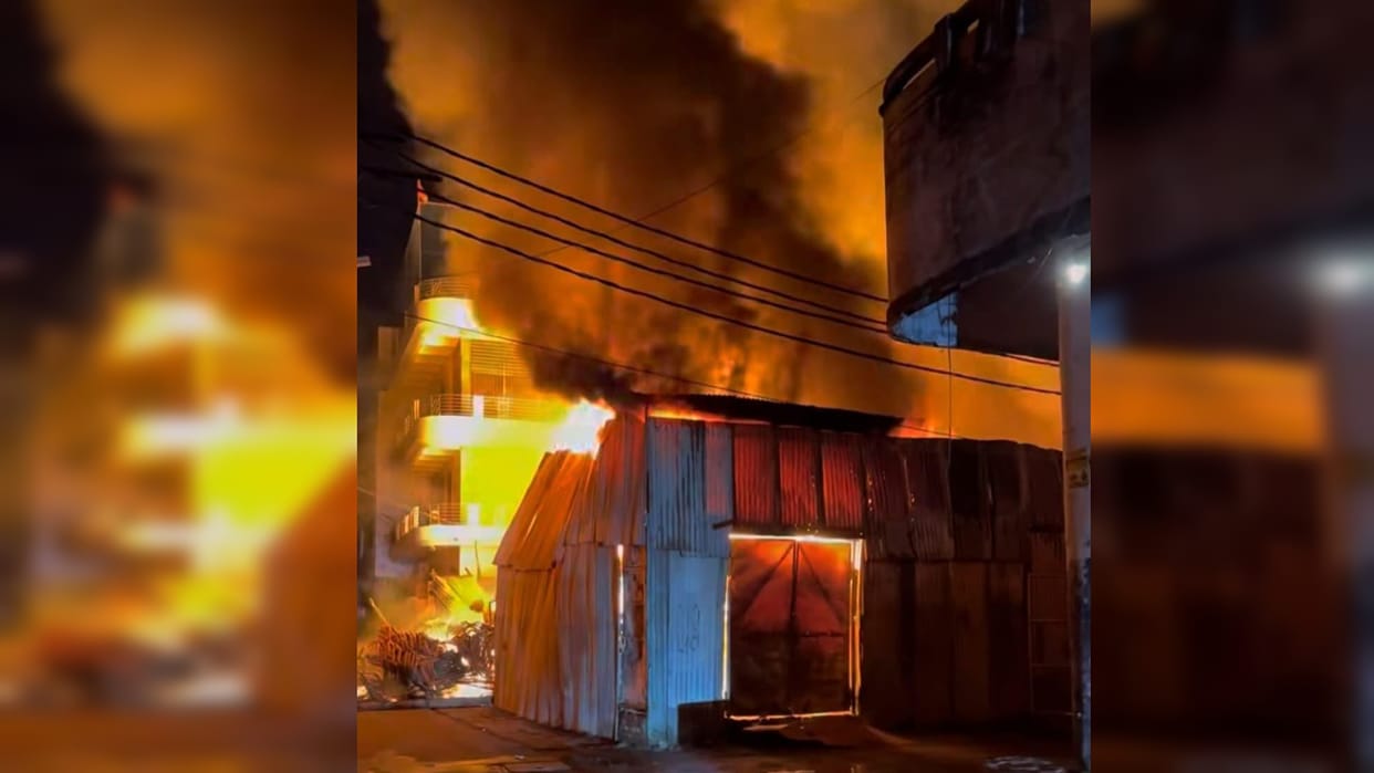 Massive fire breaks out in Lalluji & Sons' tent warehouse, estimated loss in lakhs
