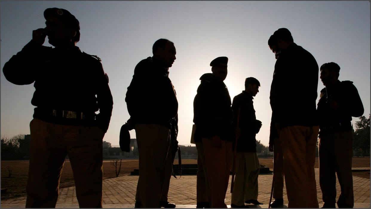 Over 900 killed as civilians death rise sharply in Pakistan's spiral of violence, News in Hindi