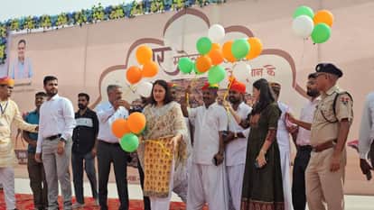 Barmer News: Thar Festival begins with a grand procession, Collector Tina Dabi flags off the celebration