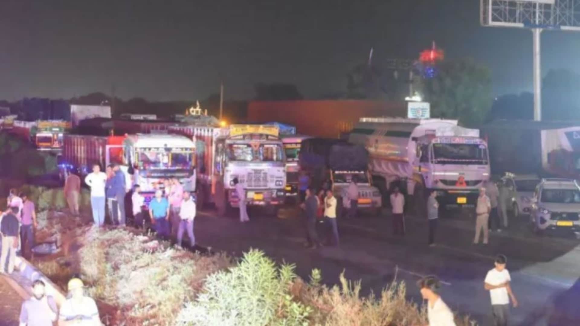 Jaipur Gas Cylinder Blast News Massive Explosion on Jaipur Ajmer Highway See in Photos