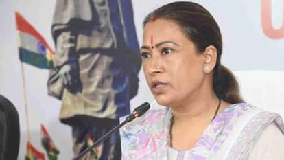 कैबिनेट मंत्री रेखा आर्य ने की प्रेस कांफ्रेंस