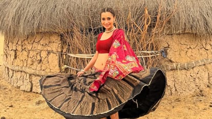 Saaraa Khan and krishh pathak got married shares photos from Nikah Ceremony To Saat Phere