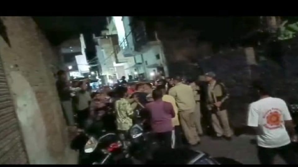 A youth from a particular community was caught in an objectionable position with three girls in haldwani