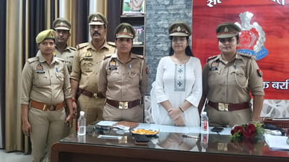 Kanpur: Under Mission Shakti 5.0, Muskan became a one-day police station in-charge