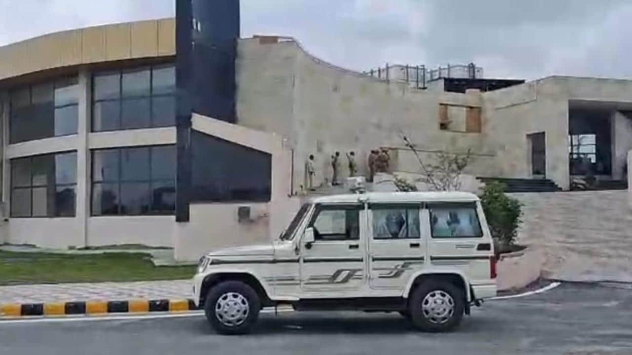 कन्वेंशन सेंटर, झांसी