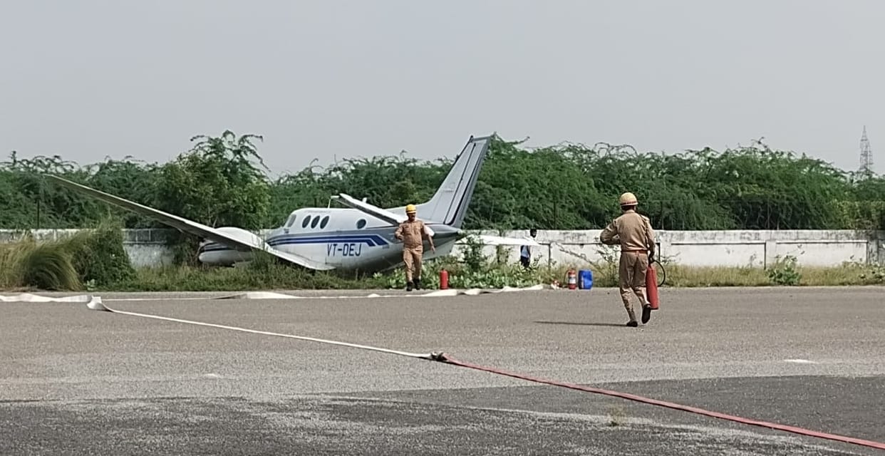 Farrukhabad Mini jet skids on runway hits boundary and gets damaged industrialist and family narrowly escape