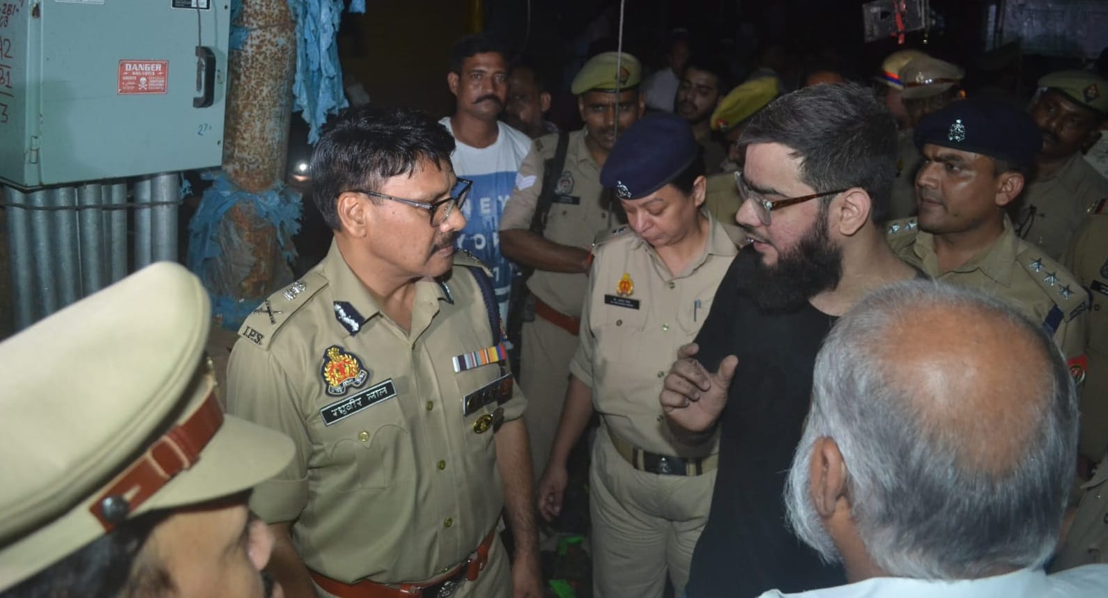 Kanpur Meston Road Blast possibility of conspiracy behind the explosion investigation of gunpowder particles
