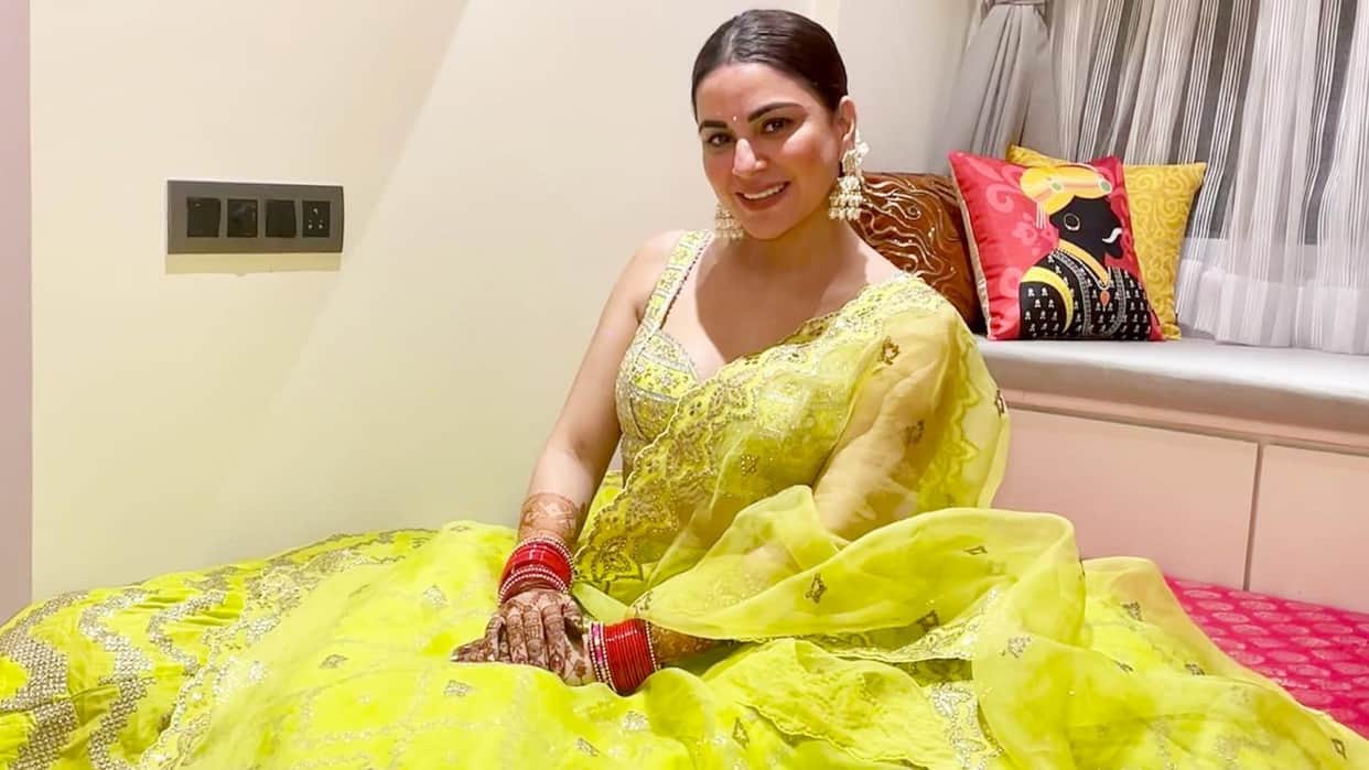 Karwa Chauth Special Makeup Look Ideas Try These Minimal Looks Perfect For Karwa Chauth Festival