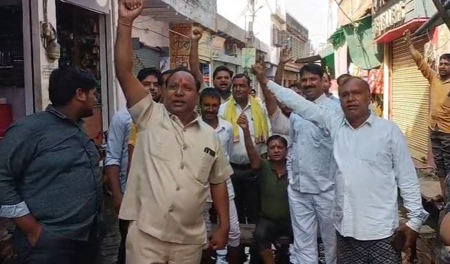 Traders Protest Over Waterlogging in Saunkh Markets Shut Officials Assure Solution