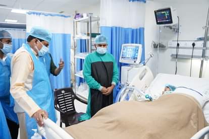 सीएम ने नागपुर में भर्ती बच्चों के बारे में जानकारी ली