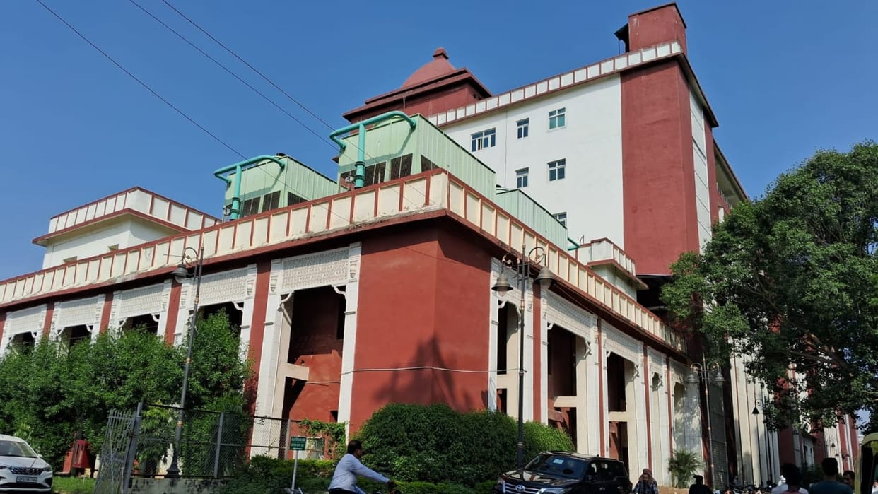 BHU hospital running without fire NOC for the last six months in varanasi