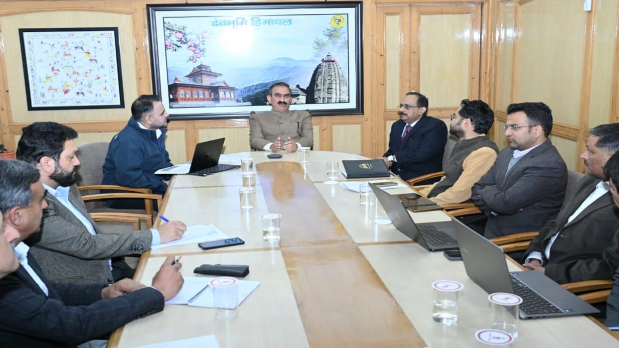 All officers will be marked present in the Secretariat and will have to reach the office at 10 am, CM sukhu ha