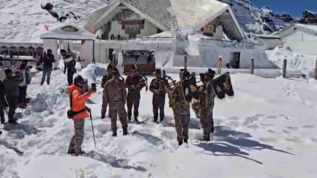 Hemkund Sahib and Lokpal Laxman Temple Doors closed for winter 2025 today