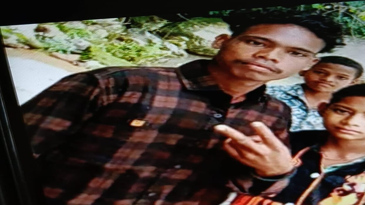 The girl parents told her to drink poison, but boyfriend actually drank the poison and died in Korba