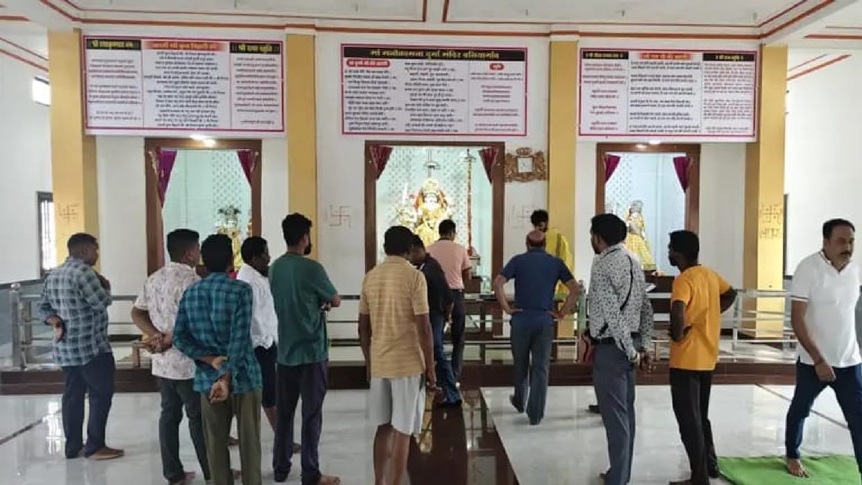 Theft at Durga Temple on the National Highway, incident captured on CCTV in Kondagaon