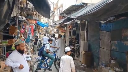 Kanpur market opened on the third day after the Bisatkhana blast with only a few shops remaining closed