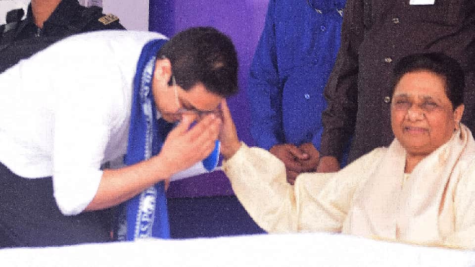 UP: Akash recovers from one setback after another, matures and emerges with a new attitude; signs of playing a