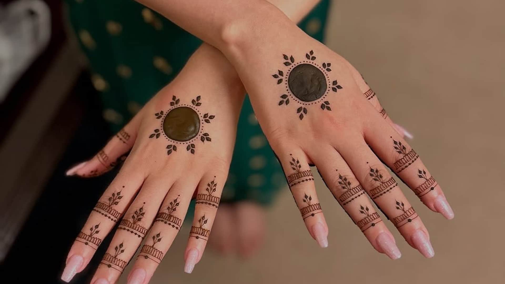 karwa chauth 2025 how to make instant mehndi at home instant mehndi kaise banayein