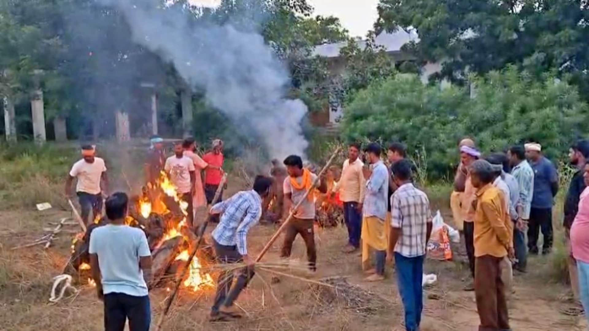 Sikar Bike Accident News: Mother Dies After Son Found Dead with Burnt Bike Inside Story