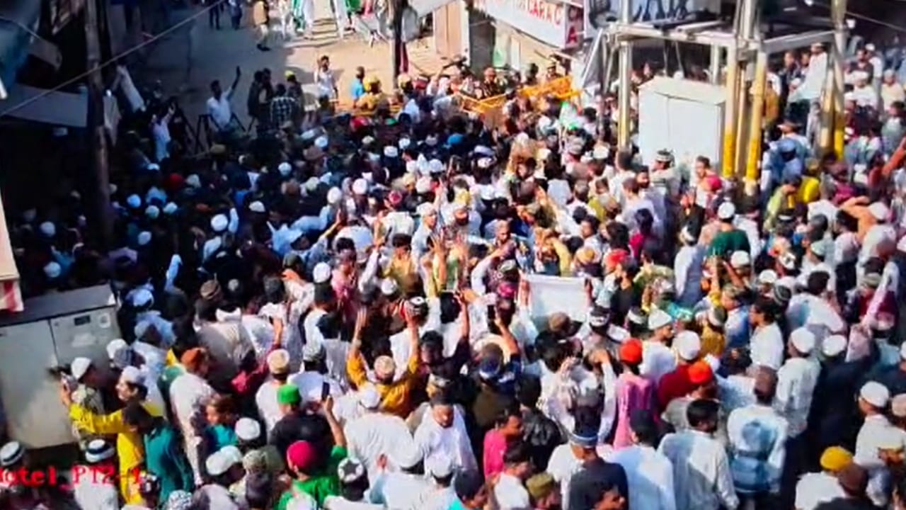 Maulana Tauqeer close associates Nafees, Nadeem, Munir and Anees are accused of plotting the bareilly violence