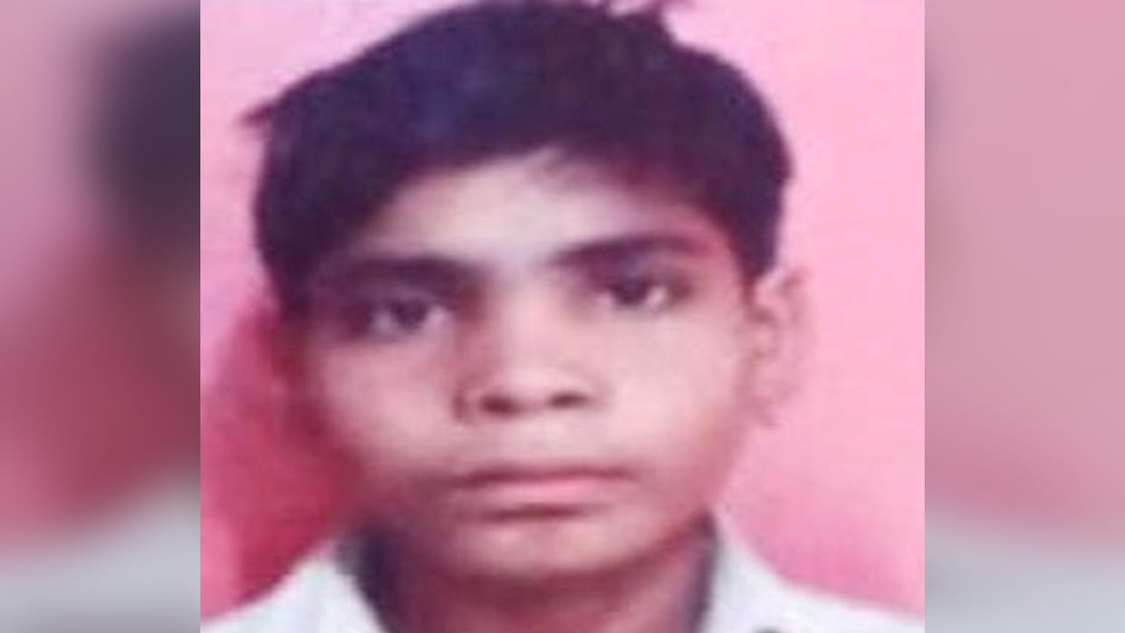 man dies on Karva Chauth wife waits all night in budaun