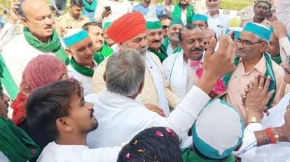 भाकियू के राष्ट्रीय प्रवक्ता राकेश टिकैत