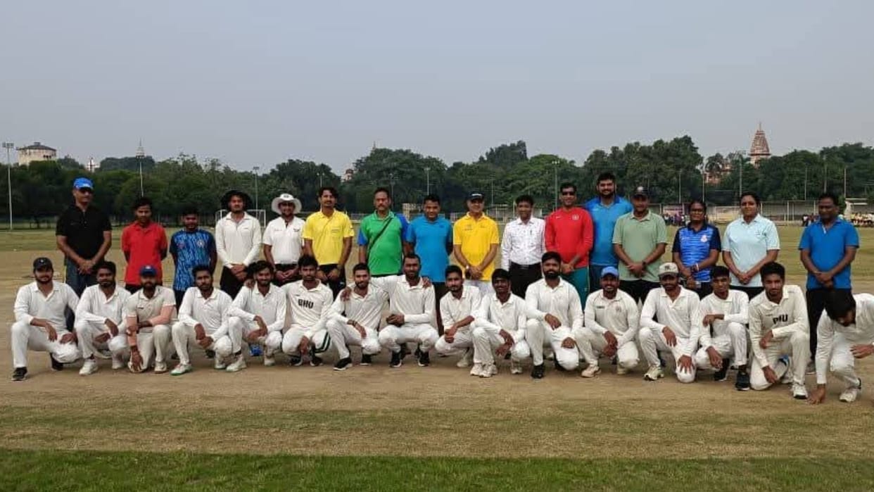 Opener Sachin Tendulkar's unbeaten 58 helped the Faculty of Social Sciences win by 7 wickets.