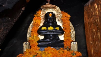 Deotsidh Temple Now cash will be handed over to bank employees immediately after counting the offerings