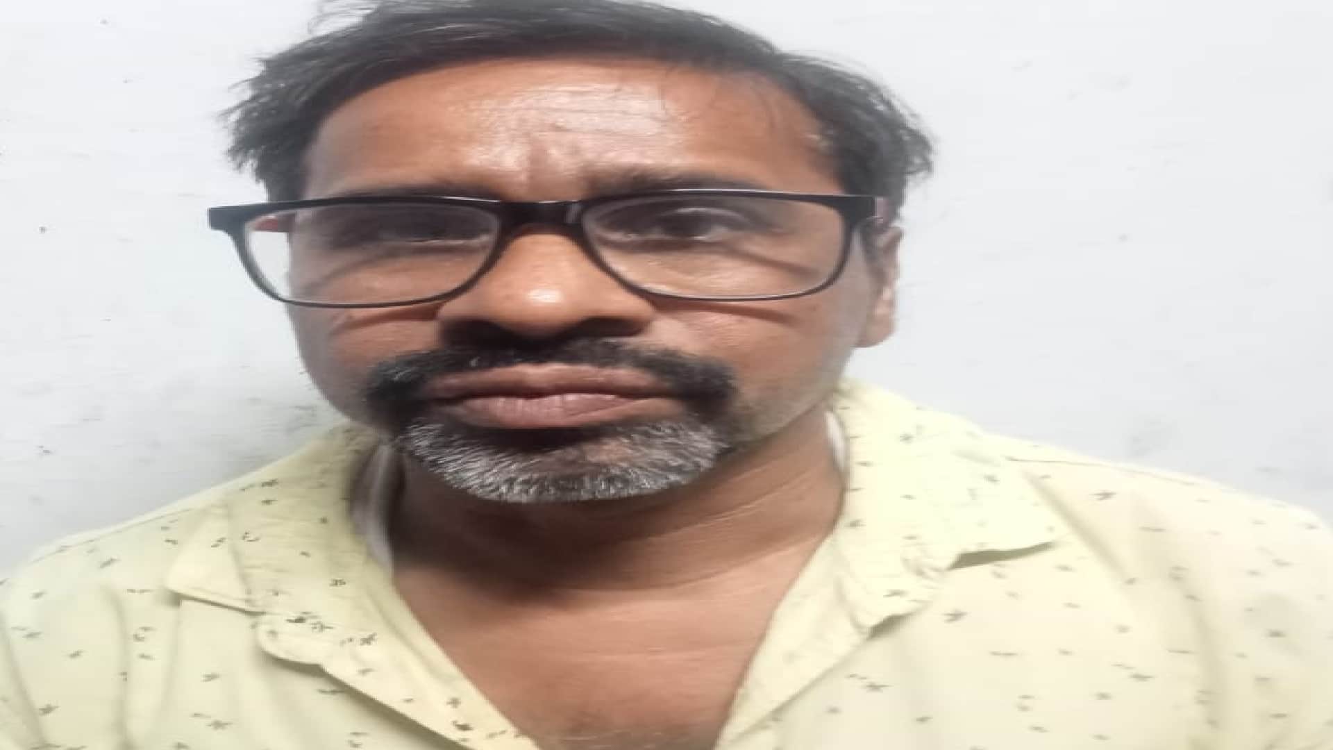 पुलिस के गिरफ्त में आरोपी