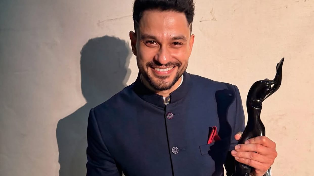kunal kemmu childhood wish comes true with madgaon express thanks filmfare for the honour