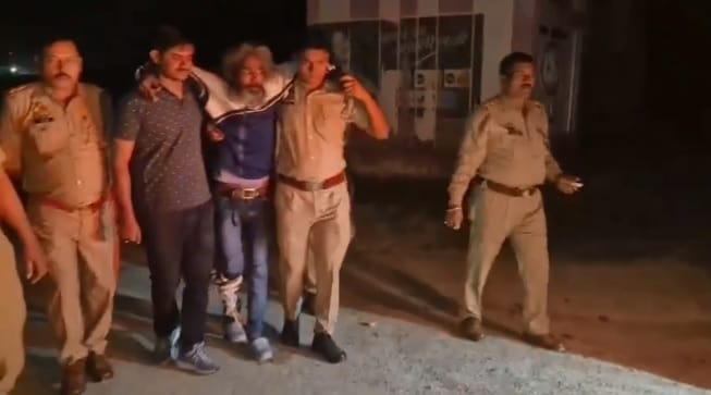 Unnao Robber snatches chain from teacher sitting in shop also taken contract for murder arrested in encounter