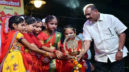Amar Ujala Carnival saw a confluence of songs, dances and music, and a magical carnival evening.