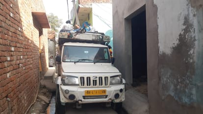 Mufti Ibrahim Leaves Gangnauli Village After Triple Murder in Mosque, Police Withdrawn from Site