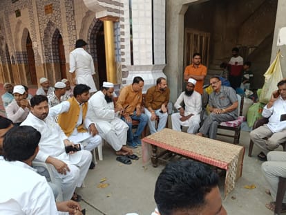 Mufti Ibrahim Leaves Gangnauli Village After Triple Murder in Mosque, Police Withdrawn from Site