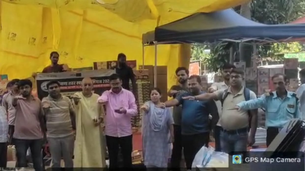latest news of gurugram, municipal corporation gurugram, recarpeting of malibu town roads