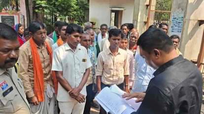 जिलाधीश के नाम ज्ञापन