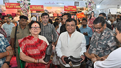 Kanpur: People showed great enthusiasm for indigenous products