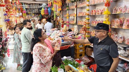 eco-friendly Lakshmi and Ganesha will enhance the beauty on this diwali in Bareilly