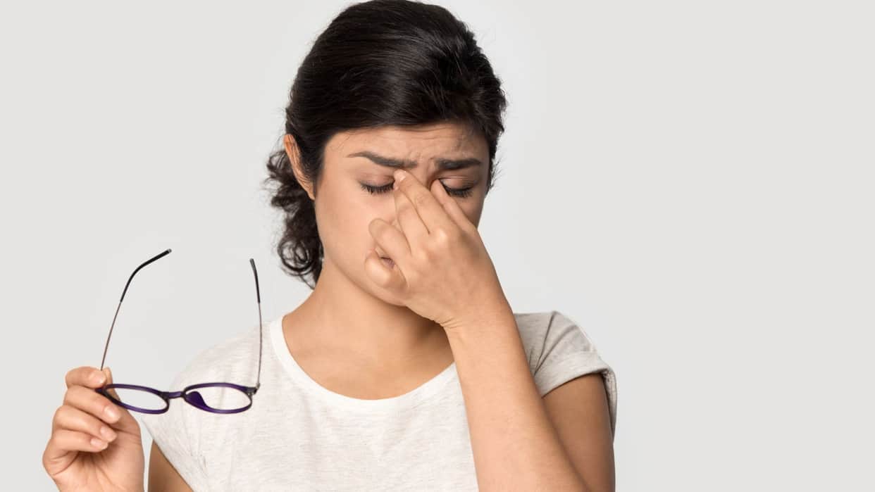why dry eyes happen know it all causes know aankho me sukhapan kyu hota hai