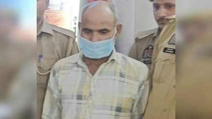 गिरफ्तार आरोपी।