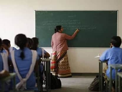 Himachal News JBT trainees will get employment, they will teach in private schools